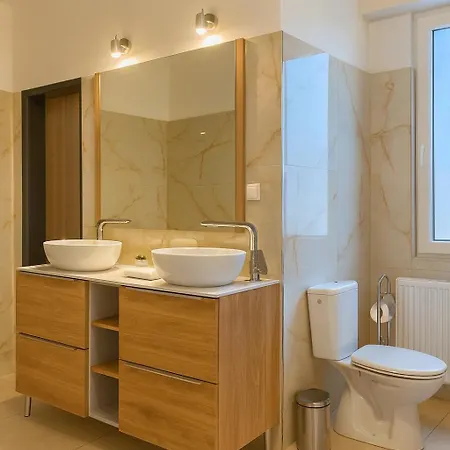 Parkfive アパート *